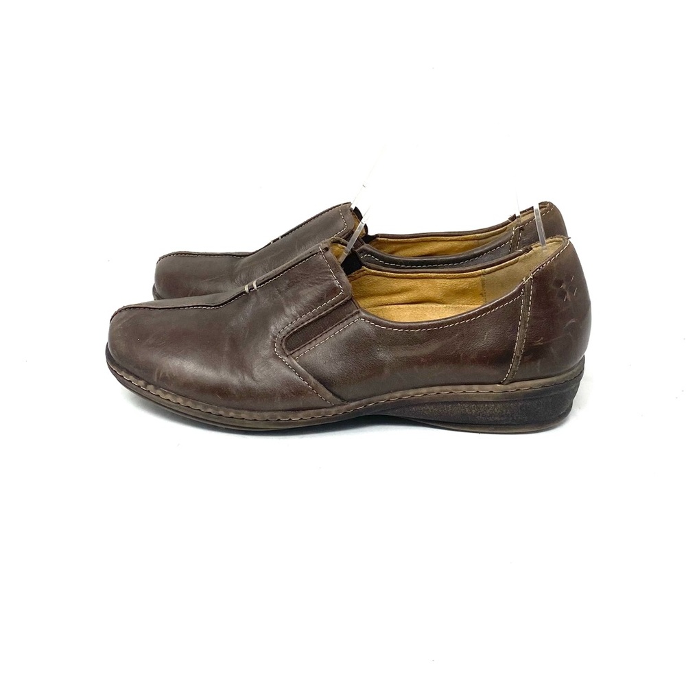 Naturalizer Slip Ons